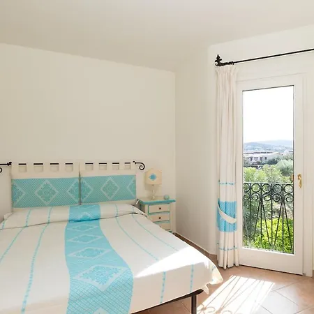 With Pool Overlooking Tavolara - Porto San Paolo Villa *