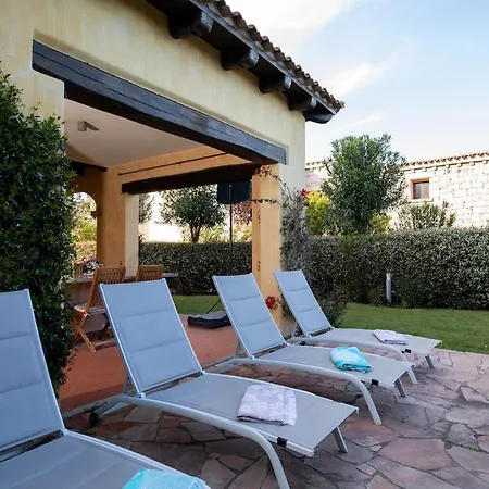 Villa With Pool Overlooking Tavolara -