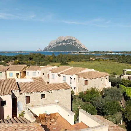 With Pool Overlooking Tavolara - Porto San Paolo Villa *