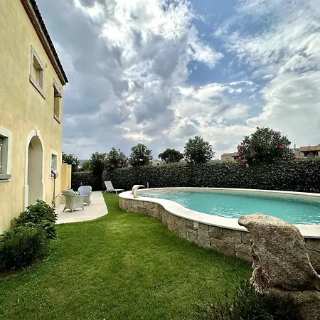 Villa With Pool Overlooking Tavolara -
