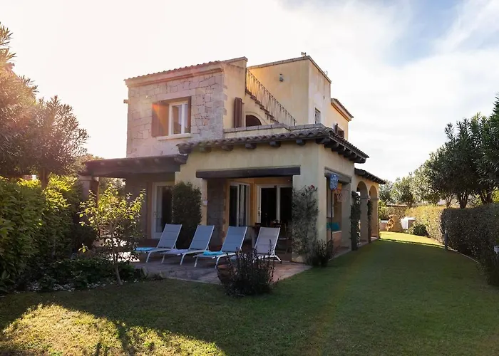 With Pool Overlooking Tavolara - * Porto San Paolo (Sardinia)