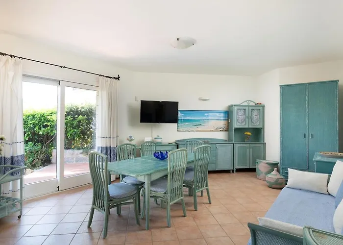 Βίλα With Pool Overlooking Tavolara - *